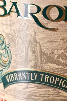 Don Papa Baroko - ром Дон Папа Бароко 0.7 л в тубе