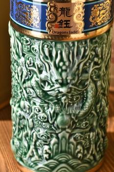 Baijiu Goalong Dragon & Jade - байдзю Гоалонг Дракон и Нефрит 0.5 л в п/у