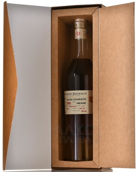 Raymond Ragnaud Grand Champagne 1-Cru Millesime 1995 - коньяк Реймонд Раньо Гранд Шампань Премье Крю Миллезиме 1995 года 0.7 л в п/у