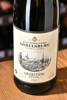 Schlosskellerei Gobelsburg Riesling Urgestein Niederosterreich - вино Шлосскеллерай Гобельсбург Рислинг Ургештайн Нидеростеррайх 0.75 л белое сухое