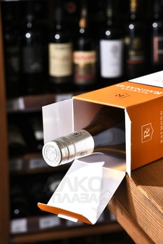 Raymond Ragnaud VSOP Premier Cru Grande Champagne - коньяк Реймонд Раньо ВСОП Гран Шампань Премье Крю 0.7 л в п/у