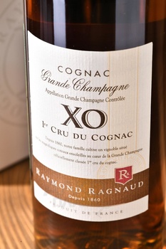 Raymond Ragnaud XO Premier Cru Grande Champagne - коньяк Реймонд Раньо ХО Гран Шампань Премье Крю 0.5 л в п/у