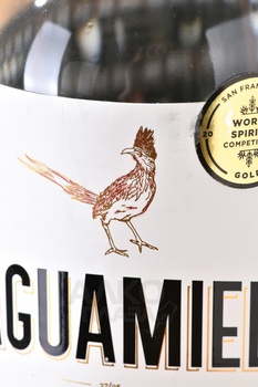 Aguamiel Bacanora Blanco - мескаль Агуамиэль Баканора Бланко 0.7 л