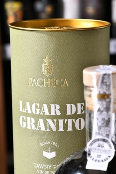 Pacheca Lagar de Granito Porto 20 Anos - портвейн Пачека Лагар де Гранито Порто 20 лет 0.75 л красный сладкий в тубе