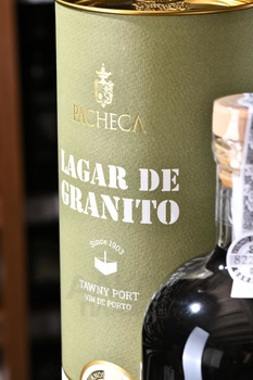 Pacheca Lagar de Granito Porto 40 Anos - портвейн Пачека Лагар де Гранито Порто 40 лет 0.75 л красный сладкий в тубе