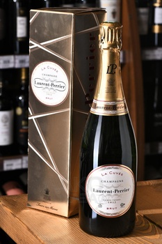 Laurent-Perrier La Cuvee Brut - шампанское Лоран-Перье Брют Ла Кюве 0.75 л белое брют в п/у (кошерное)