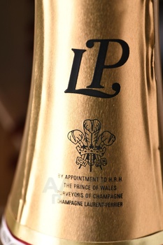 Laurent-Perrier La Cuvee Brut - шампанское Лоран-Перье Брют Ла Кюве 0.75 л белое брют в п/у (кошерное)