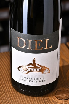 Diel Nahesteiner Riesling - вино Диль Наэштайнер Рислинг 0.75 л белое полусухое