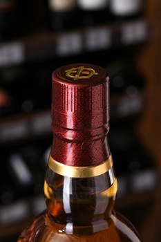Chivas Regal 12 Year Old - виски Чивас Ригал 12 лет 0.75 л