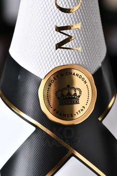 Moet & Chandon Ice Imperial - шампанское Моэт и Шандон Айс Империаль 0.75 л
