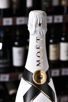 Moet & Chandon Ice Imperial - шампанское Моэт и Шандон Айс Империаль 0.75 л