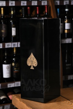Armand de Brignac Brut gift box - шампанское Арман де Бриньяк Брют 0.75 л в п/у