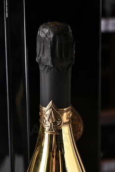 Armand de Brignac Brut gift box - шампанское Арман де Бриньяк Брют 0.75 л в п/у