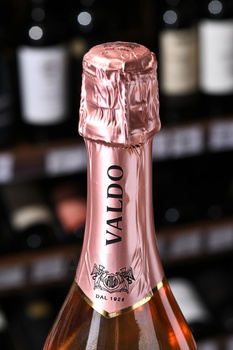 Valdo Marca Oro Prosecco Rose Brut DOC - вино игристое Вальдо Марка Оро Розе Брют Просекко ДОК 0.75 л брют розовое