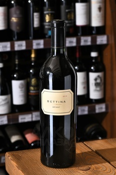 Bettina Bryant - вино Беттина Брайнт 0.75 л 2018 год красное сухое
