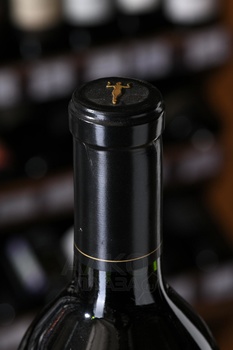 Bettina Bryant - вино Беттина Брайнт 0.75 л 2018 год красное сухое