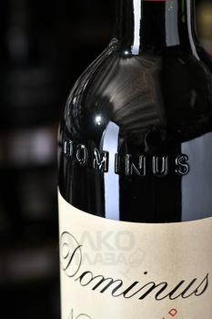 Dominus Napa Valley - вино Доминус Долина Напа 2017 год 0.75 л красное сухое
