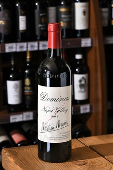 Вино Dominus Napa Valley Dominus Estate - вино Доминус Долина Напа Доминус Истейт 0.75 л красное сухое