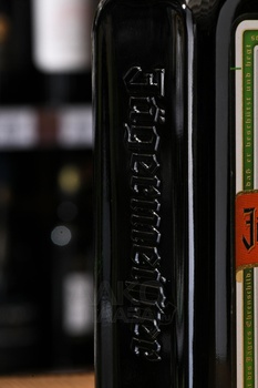 Jagermeister - ликер Ягермайстер 0.7 л