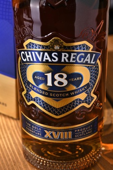 Chivas Regal 18 Years Old - виски Чивас  Ригал 18 лет 0.75 л в п/у