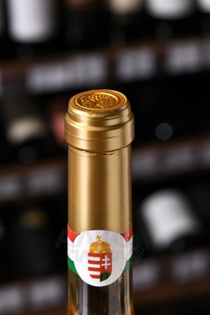 Chateau Dereszla Tokajl - вино Шато Дересла Токай Самородни 0.5 л