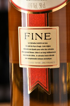 Daron Pays d`Auge Fine 4 Years - кальвадос Дарон Пэй д`Ож Файн 4 года 0.5 л