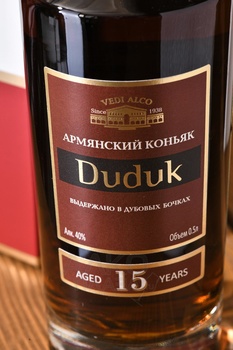Duduk 15 years - армянский коньяк Дудук 15 лет 0.5 л