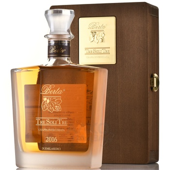 Berta Tre Soli Tre 8 years - граппа Берта Тре Соли Тре 8 лет 0.7 л в д/у