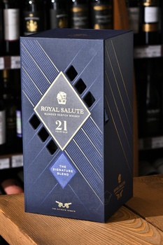 Chivas Regal The Sapphire Flagon Royal Salute - виски Чивас Ригал де Сапфир Флэгон Роял Сэлют 0.7 л