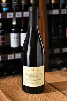 Famille Cordier Premier Cru Les Vignes Blanches Pouilly Fuisse - вино Фамий Кордье Премье Крю Ле Винь Бланш Пуйи Фюиссе 0.75 л белое сухое