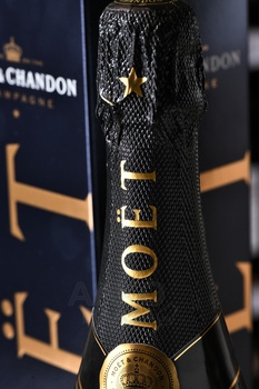 Moet & Chandon Nectar Imperial - шампанское Моет & Шандон Нектар Империал 0.75 л белое полусладкое в п/у