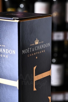 Moet & Chandon Nectar Imperial - шампанское Моет & Шандон Нектар Империал 0.75 л белое полусладкое в п/у