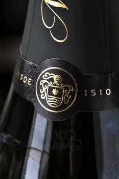 Nadal Reserva Corpinnat - вино игристое Корпиннат Надаль Резерва 0.75 л белое брют