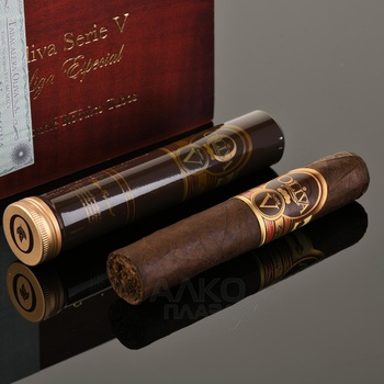 Oliva Serie V Double Robusto Tubos - сигары Олива Серия V Дбл Робусто Тубос
