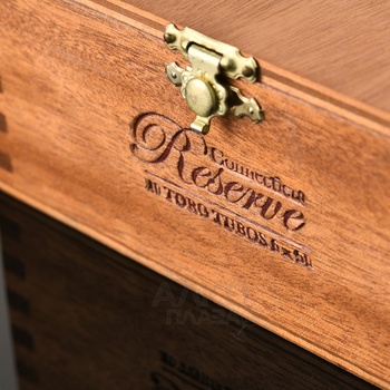 Oliva Connecticut Reserve Toro Tubos - сигары Коннектикут Резерв Торо Тубос