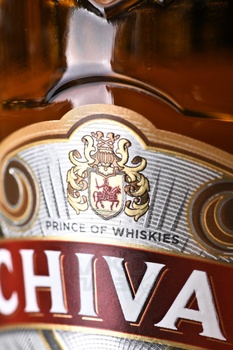 Chivas Regal 12 Years Old - виски Чивас Ригал 12 лет 0.5 л