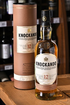 Knockando 12 Years Old - виски Нокэнду выдержка 12 лет 0.7 л в тубе