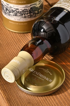 Glendronach Parliament 21 Years Old - виски Глендронах Парламент 21 Год 0.7 л в тубе