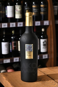 Feudi di San Gregorio Serpico Irpinia DOC - вино Феуди ди Сан Грегорио Серпико Ирпиниа ДОК 0.75 л красное сухое