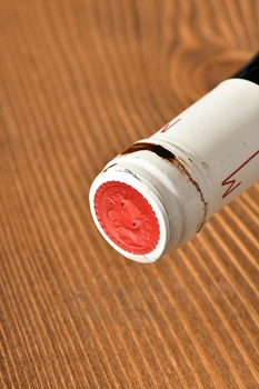 Tenuta Macchiarola Unodinoi Salento IGT - вино Тенута Маккьярола Унодиной Саленто 0.75 л красное полусухое