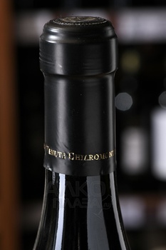 Tenute Chiaromonte Muro Sant Angelo Contrada Barbo Primitivo - вино Тенуте Кьяромонте Муро Сант Анджело Контрада Барбатто Примитиво 0.75 л красное сухое