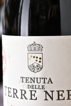 Terre Nere Etna Rosso Santo Spirito DOC - вино Терре Нере Этна Россо Санто Спирито ДОК 0.75 л красное сухое