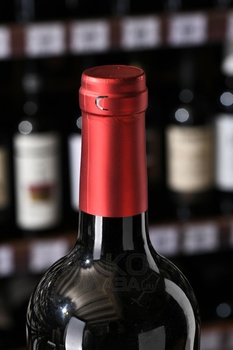 Kindzmarauli Chelti Family Collection - вино Киндзмараули Челти серия Фэмили Коллекшн 0.75 л красное полусладкое