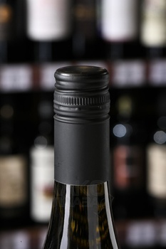 Lapis Luna Chardonnay - вино Лапис Луна Шардоне 0.75 л белое сухое