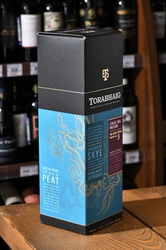 Torabhaig Legacy Series Single Malt Scotch Whisky Cnoc Na Moine - виски Торвег Легаси Сериес Сингл Молт Скотч Виски Кнок на Моине 0.7 л в п/у