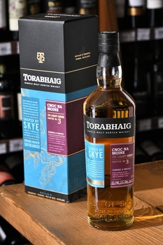 Torabhaig Legacy Series Single Malt Scotch Whisky Cnoc Na Moine - виски Торвег Легаси Сериес Сингл Молт Скотч Виски Кнок на Моине 0.7 л в п/у
