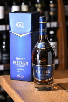 KWV 15 Years Old - бренди КВВ 15 лет 0.75 л в п/у