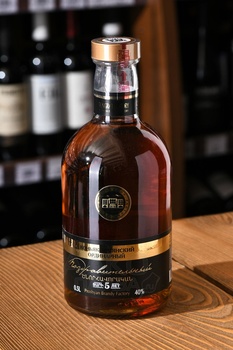 Congratulatory 5 years - коньяк Поздравительный 5 лет 0.5 л