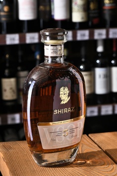 Коньяк Шираз 5 лет 0.75 л