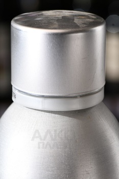 Danzka Cranraz - водка Данска Кранраз 0.7 л